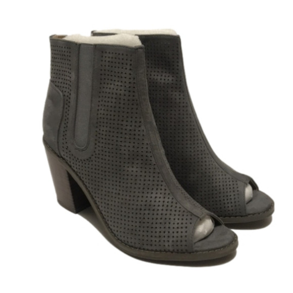 𝅺Grey Faux Suede Peep Toe Booties - Picture 1 of 9